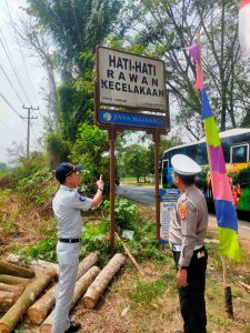 Metrodeadline - Tekan Angka Laka Jasa Raharja Lakukan Pengecekan Jalan ...